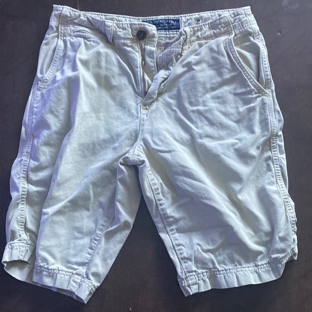 Khaki American Eagle Shorts